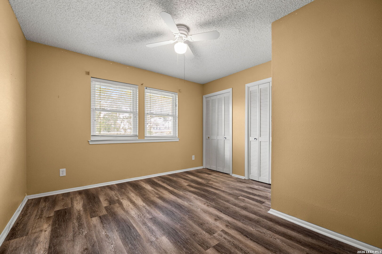1033 E Live Oak Schertz TX 78154