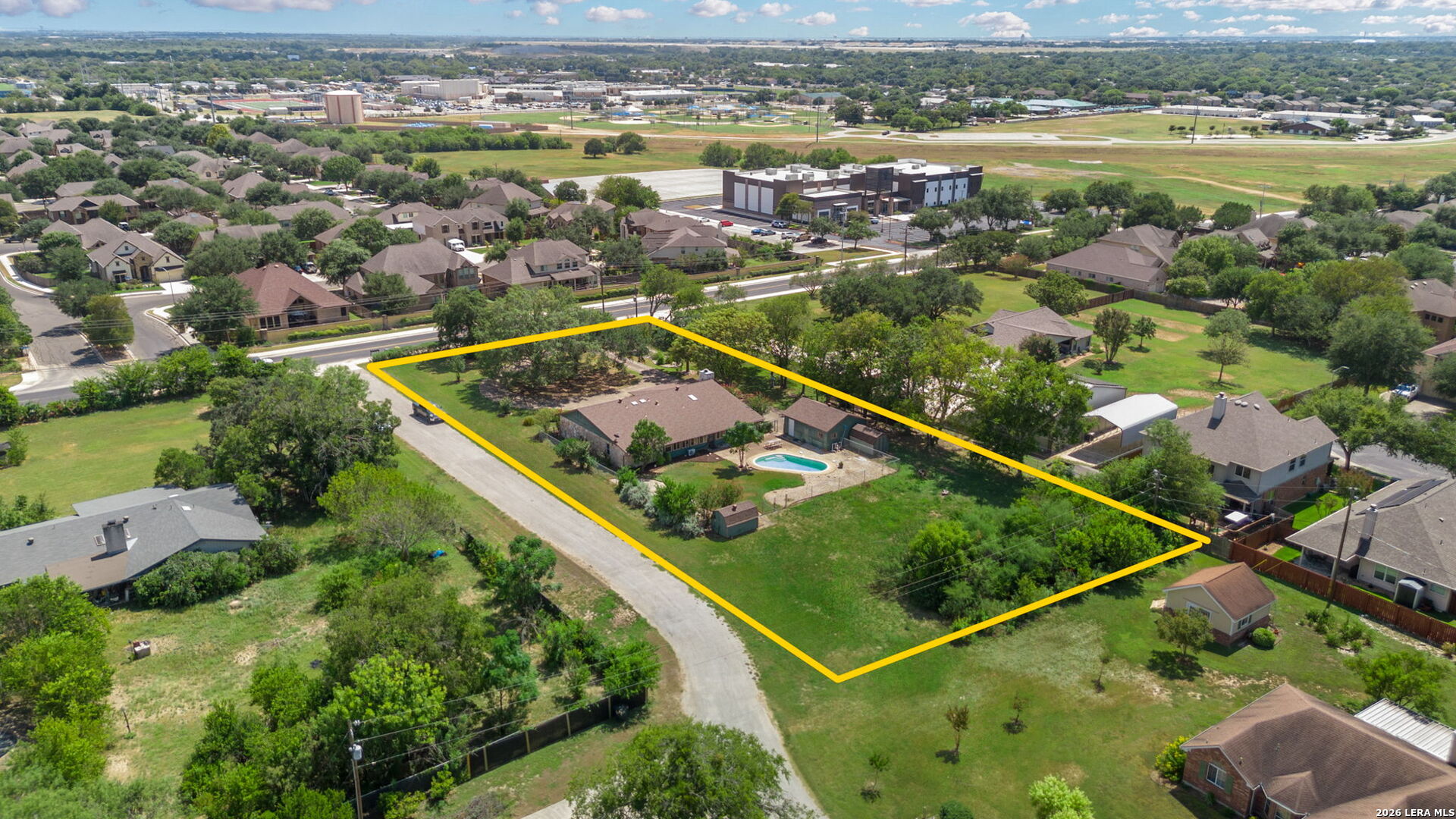 1033 E Live Oak Schertz TX 78154