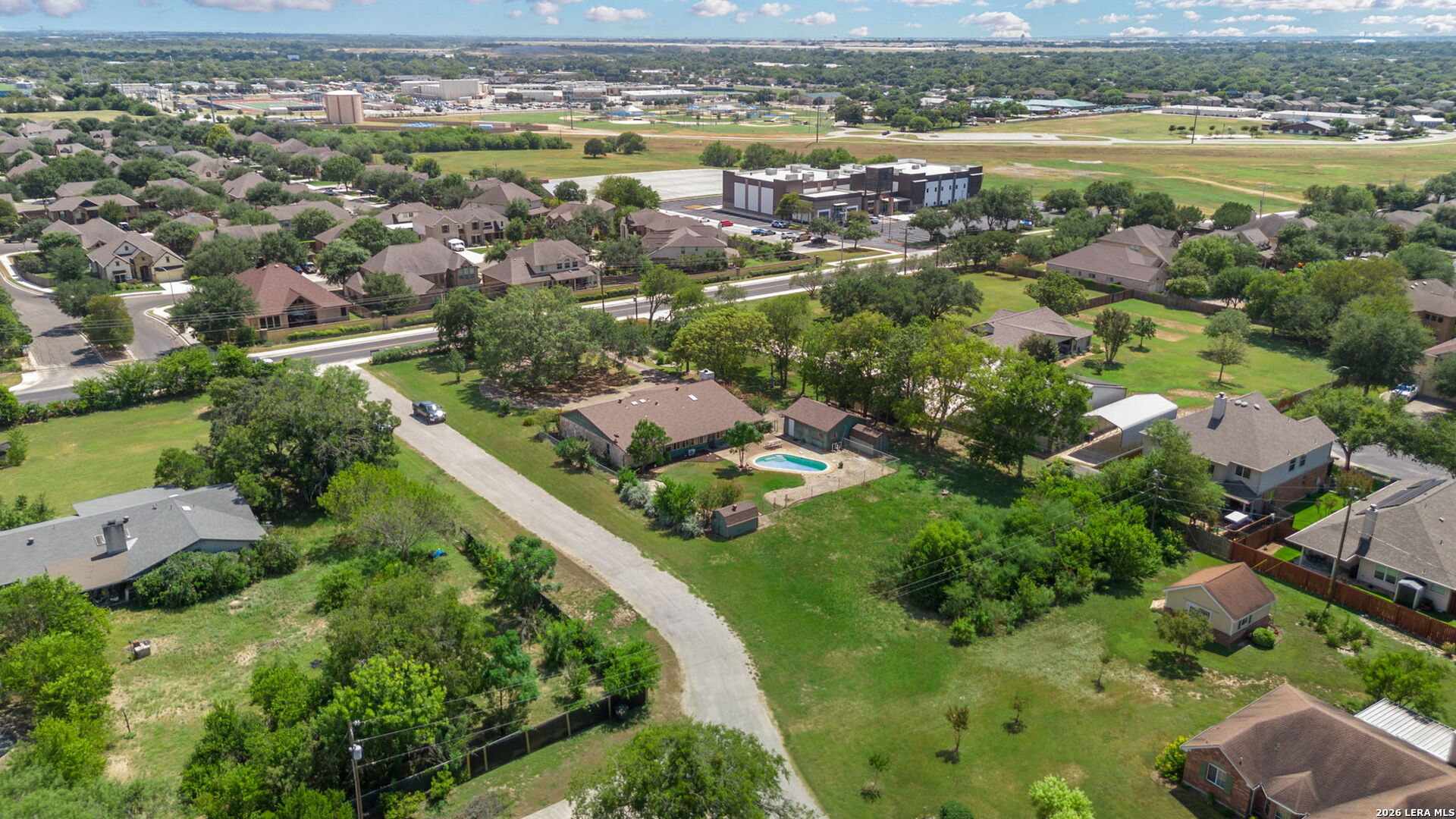 1033 E Live Oak Schertz TX 78154