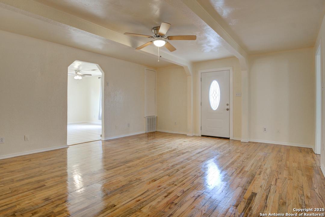 1176 Old Adams Pleasanton TX 78064
