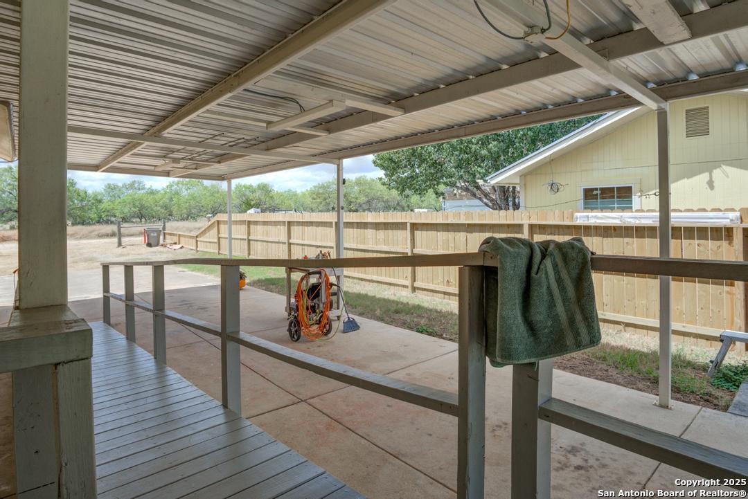 1176 Old Adams Pleasanton TX 78064