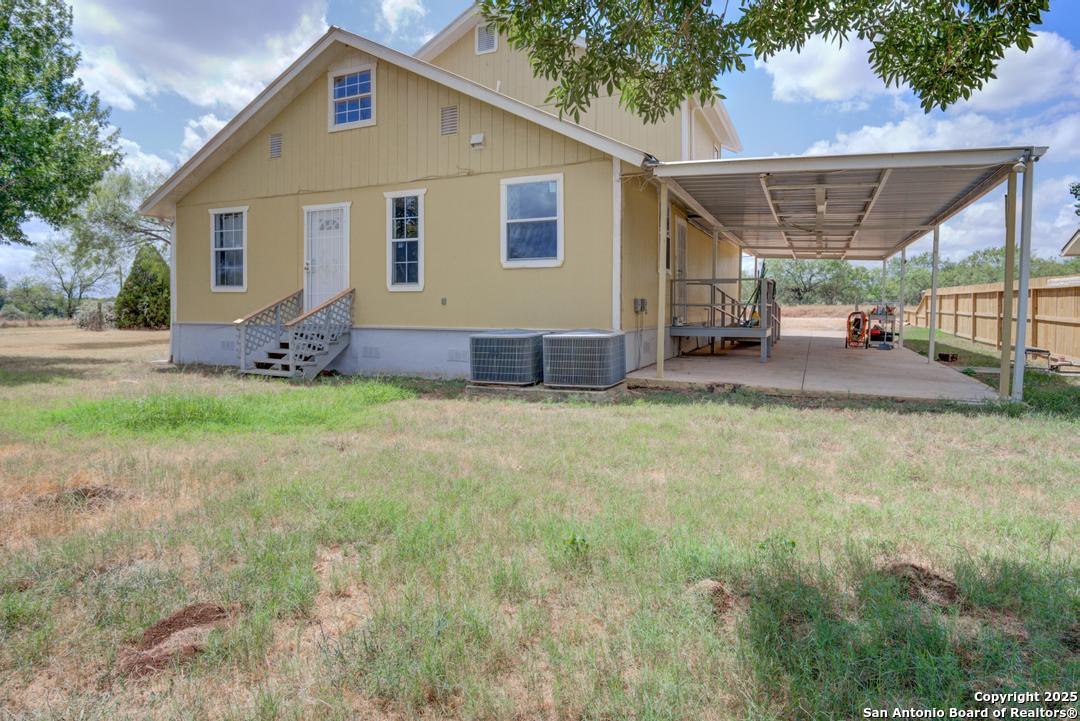 1176 Old Adams Pleasanton TX 78064