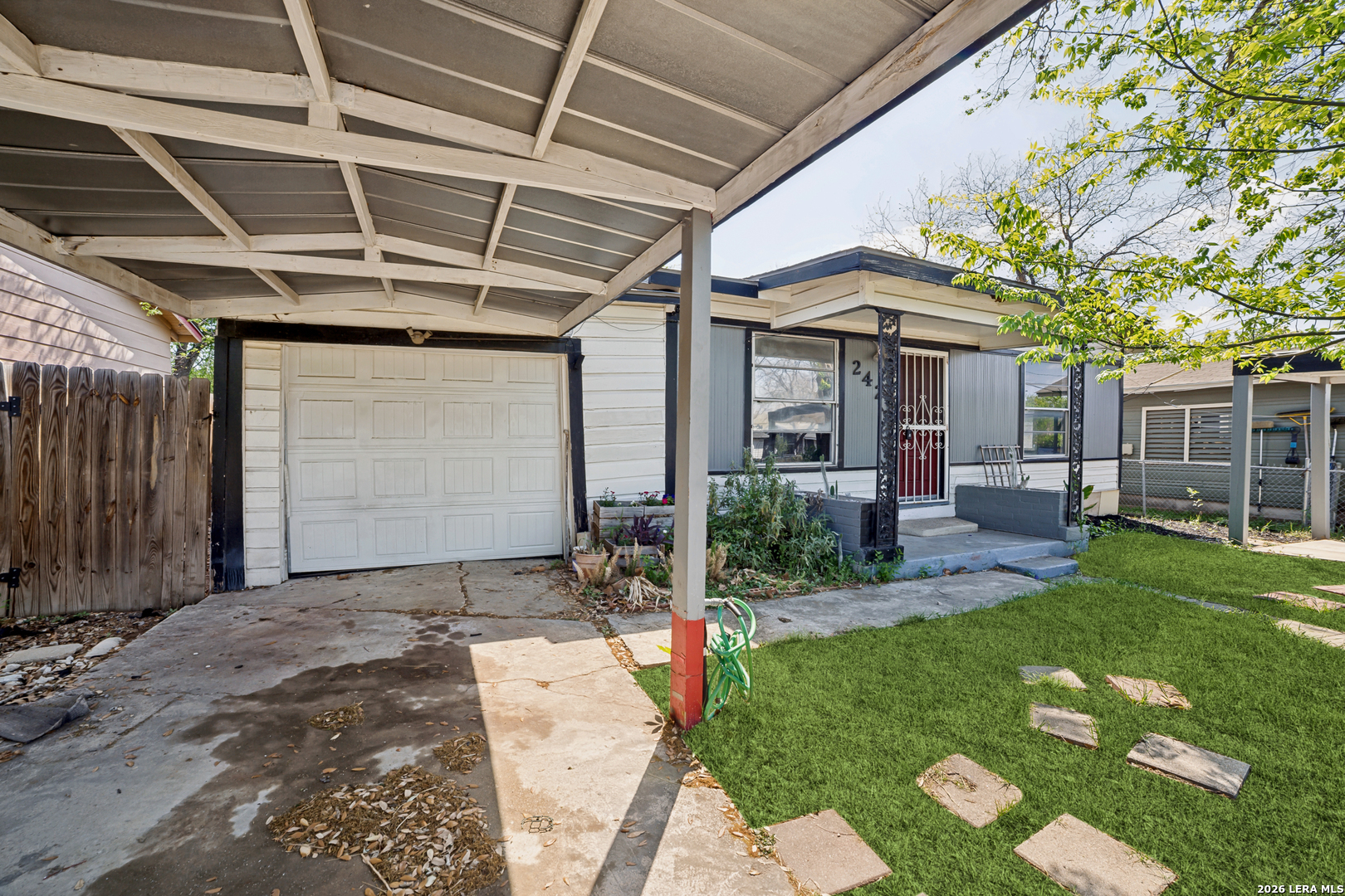 242 Rosabell San Antonio TX 78228