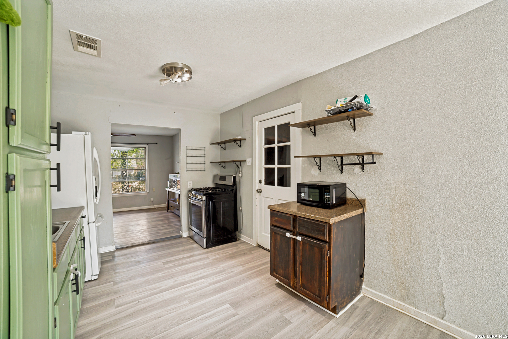 242 Rosabell San Antonio TX 78228