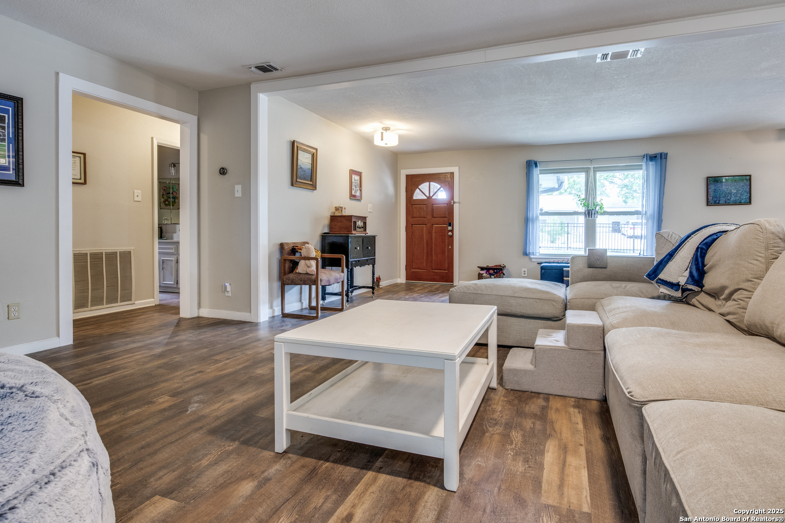 6034 Royal Point San Antonio TX 78239