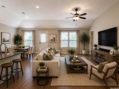 10747 Francisco Way Converse TX 78109