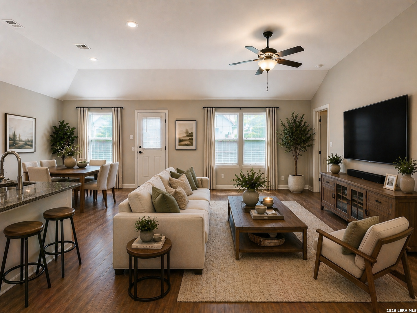 10747 Francisco Way Converse TX 78109