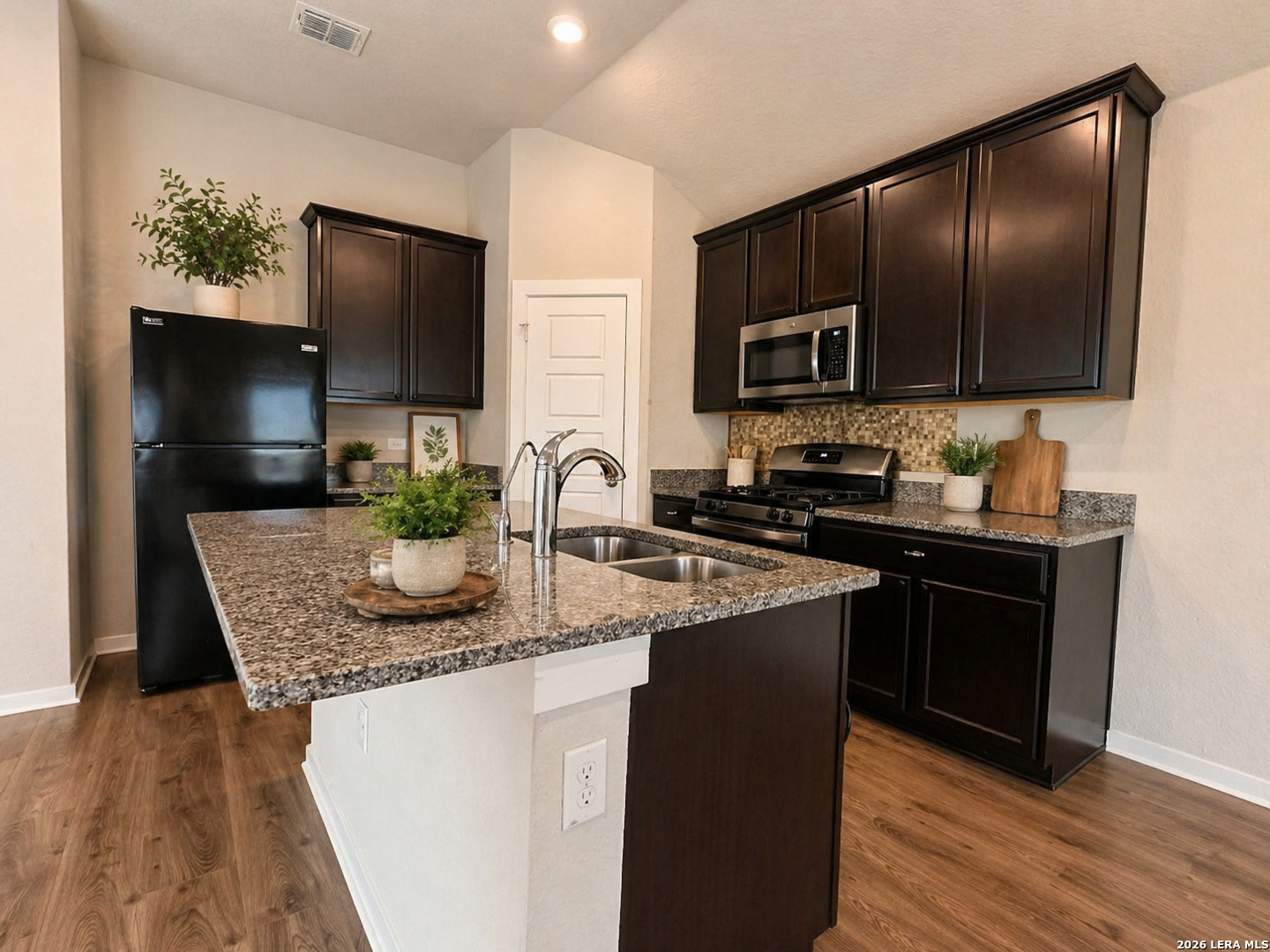 10747 Francisco Way Converse TX 78109