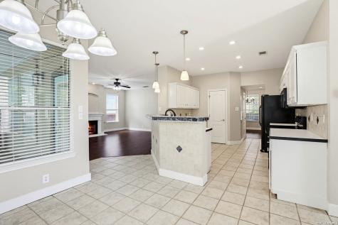 422 Pease Hollow San Antonio TX 78258