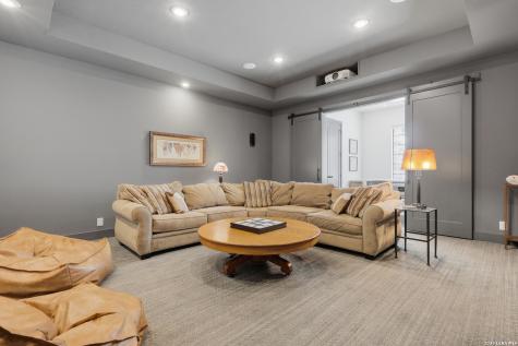 23850 Castle Peak San Antonio TX 78258