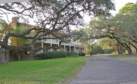 1125 Isaac Creek Circle New Braunfels TX 78132