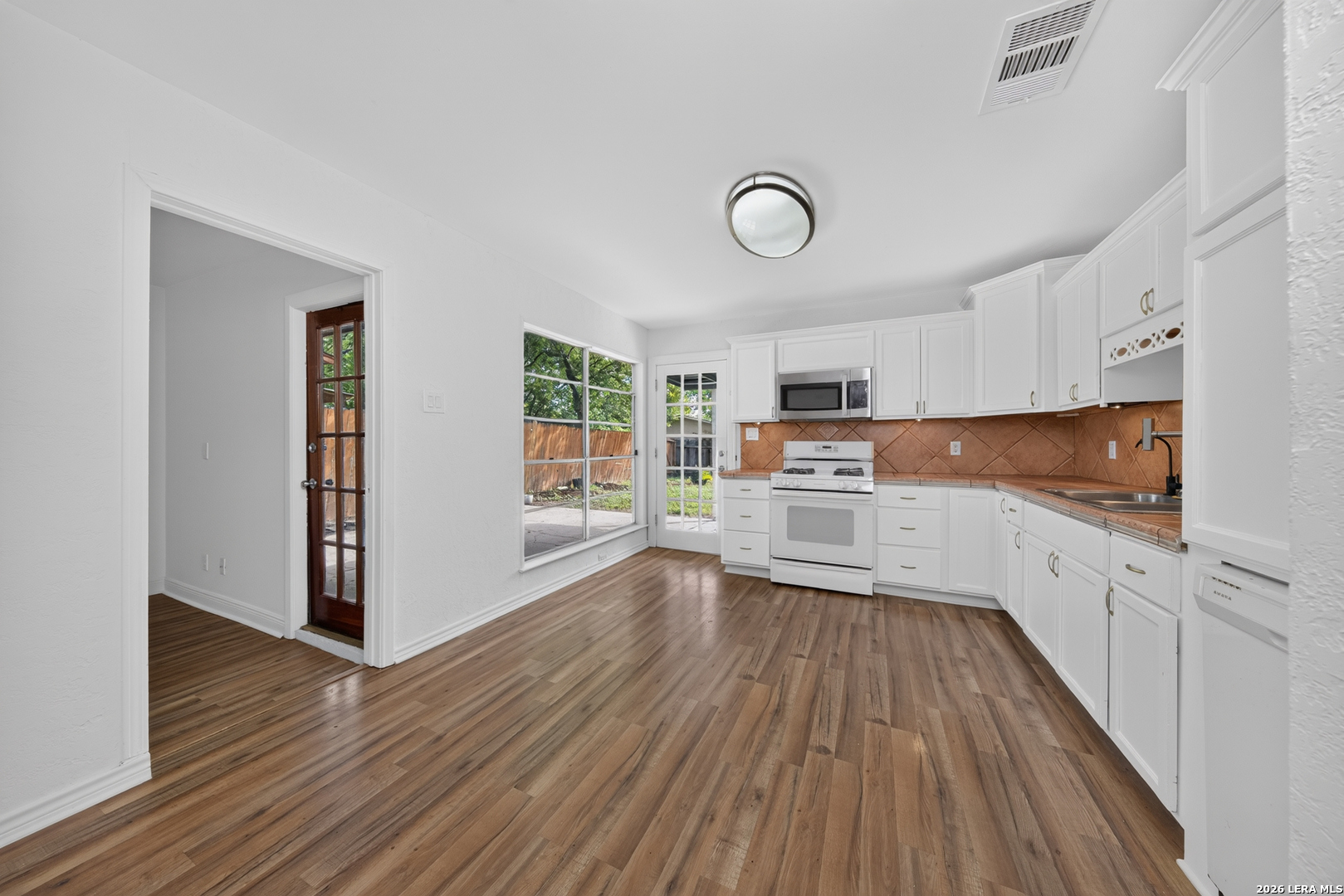 4811 Guadalajara Drive San Antonio TX 78233