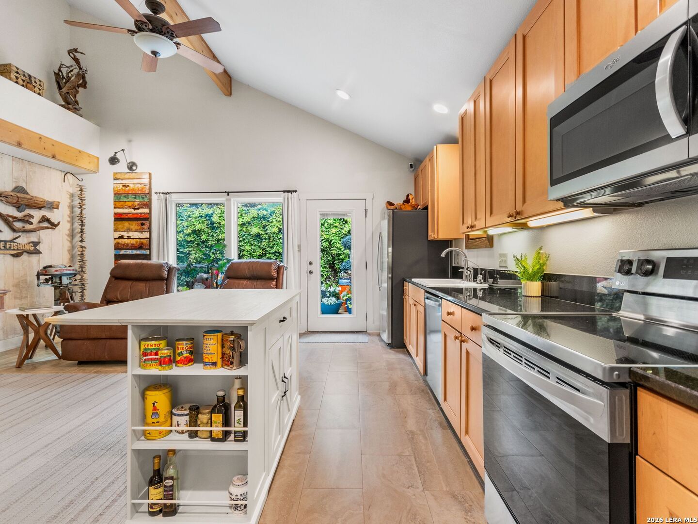 904 N Lincoln Street Fredericksburg TX 78624