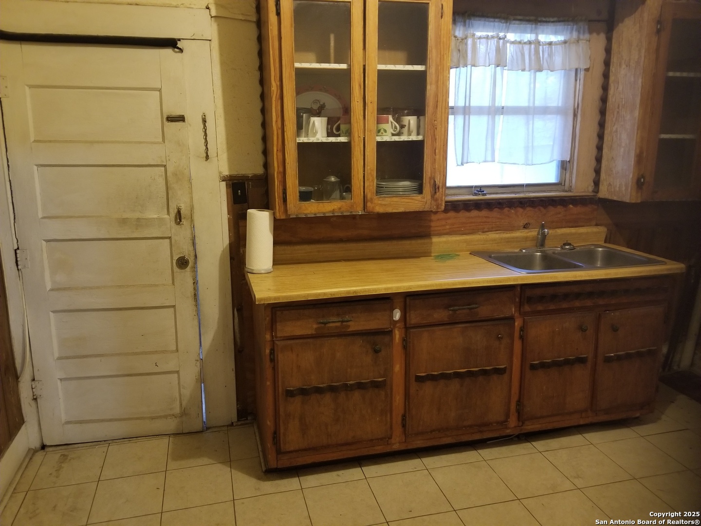 1709 Delgado San Antonio TX 78207