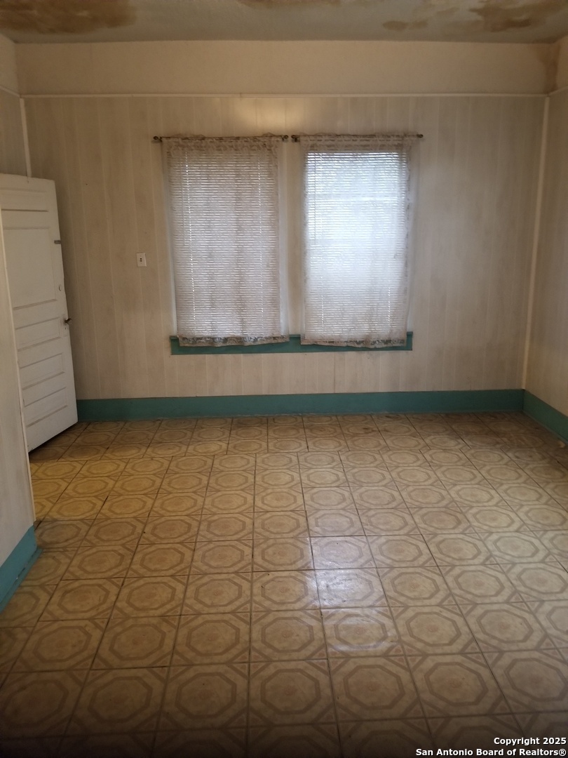 1709 Delgado San Antonio TX 78207