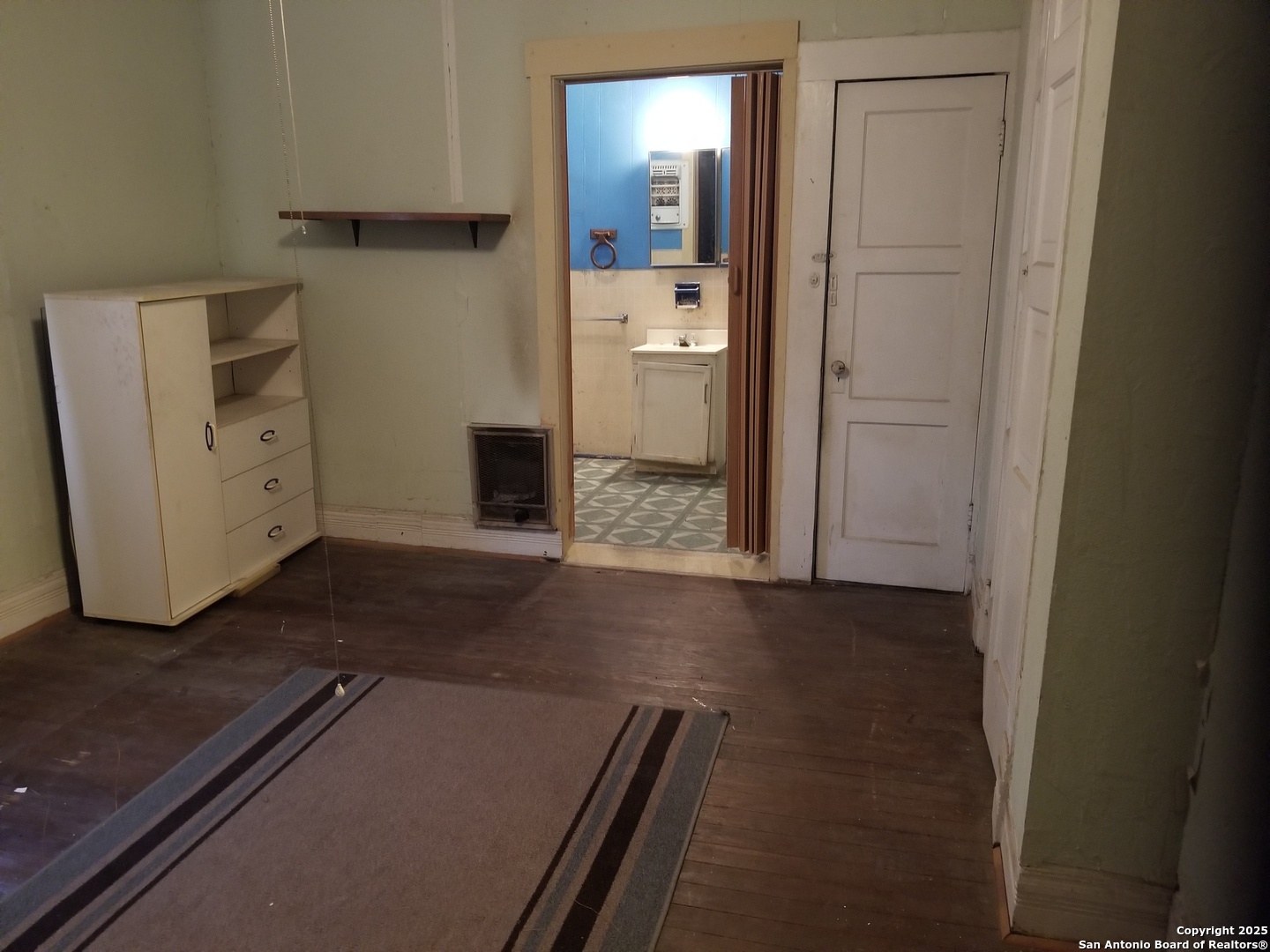 1709 Delgado San Antonio TX 78207
