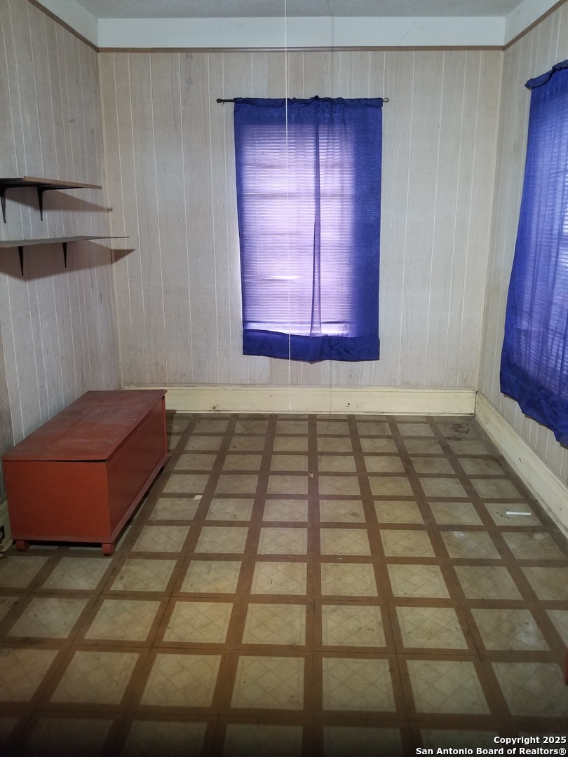 1709 Delgado San Antonio TX 78207