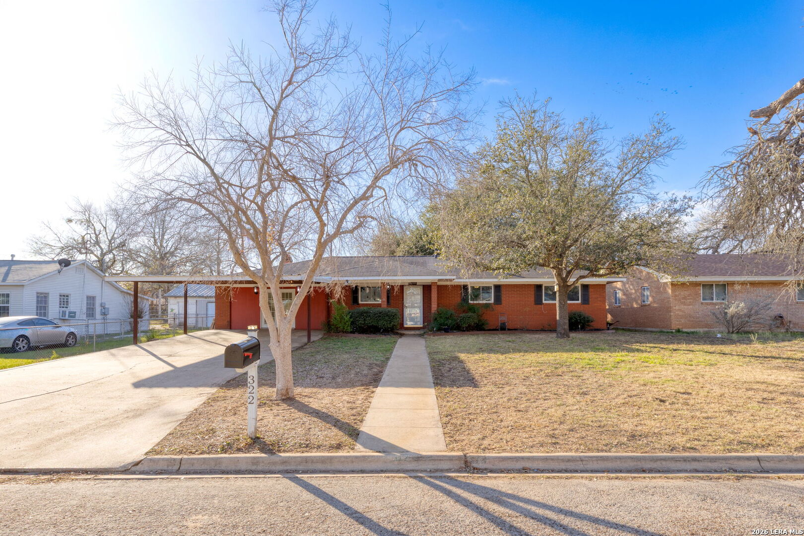 322 Lantana Lane Pleasanton TX 78064