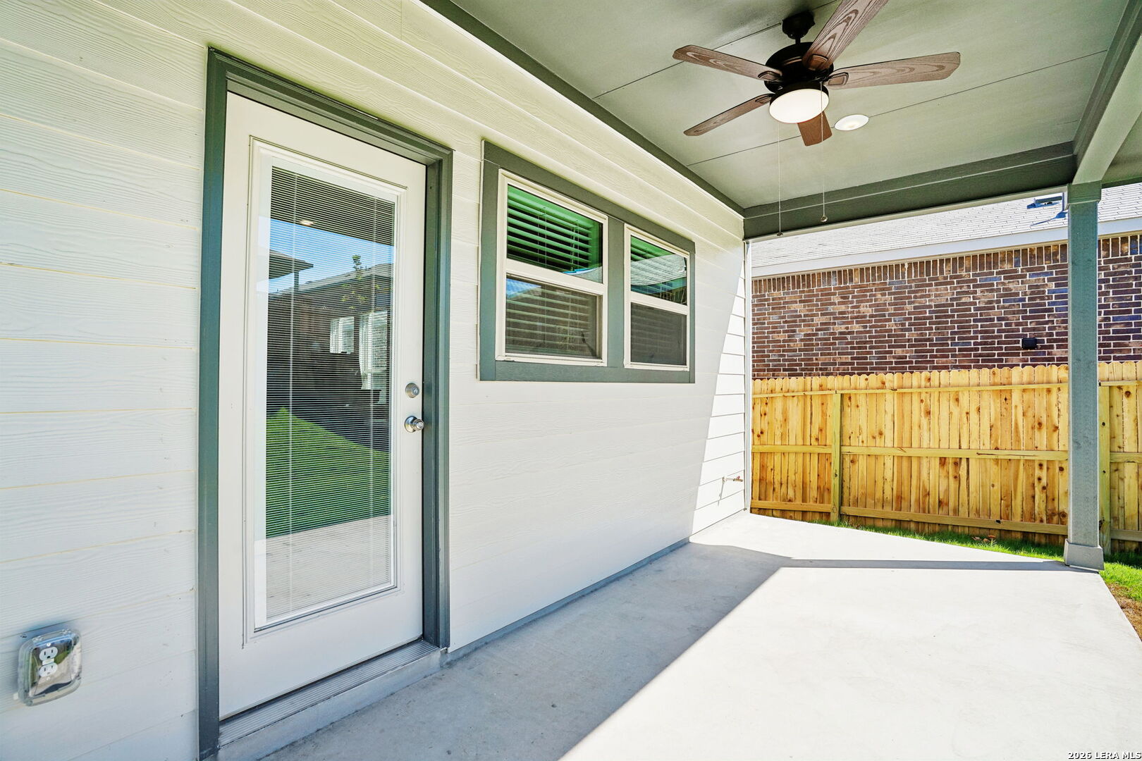 15847 Comanche Owl San Antonio TX 78233