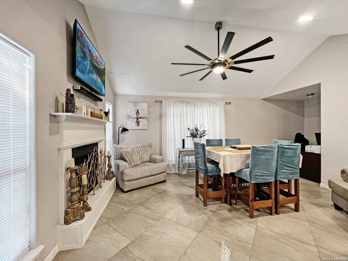 1103 Hidalgo Street Crystal City TX 78839