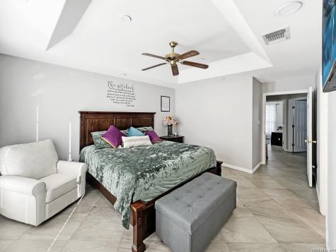 1103 Hidalgo Street Crystal City TX 78839