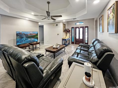 1103 Hidalgo Street Crystal City TX 78839