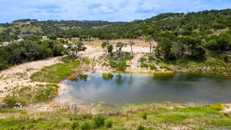 340 W Starview Cove Blanco TX 78606