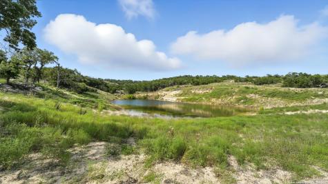 340 W Starview Cove Blanco TX 78606
