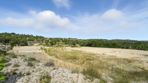 340 W Starview Cove Blanco TX 78606