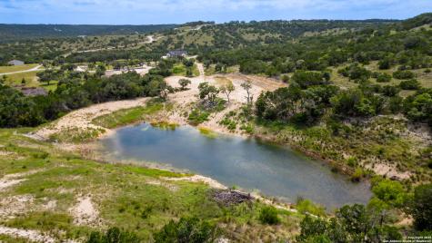 340 W Starview Cove Blanco TX 78606
