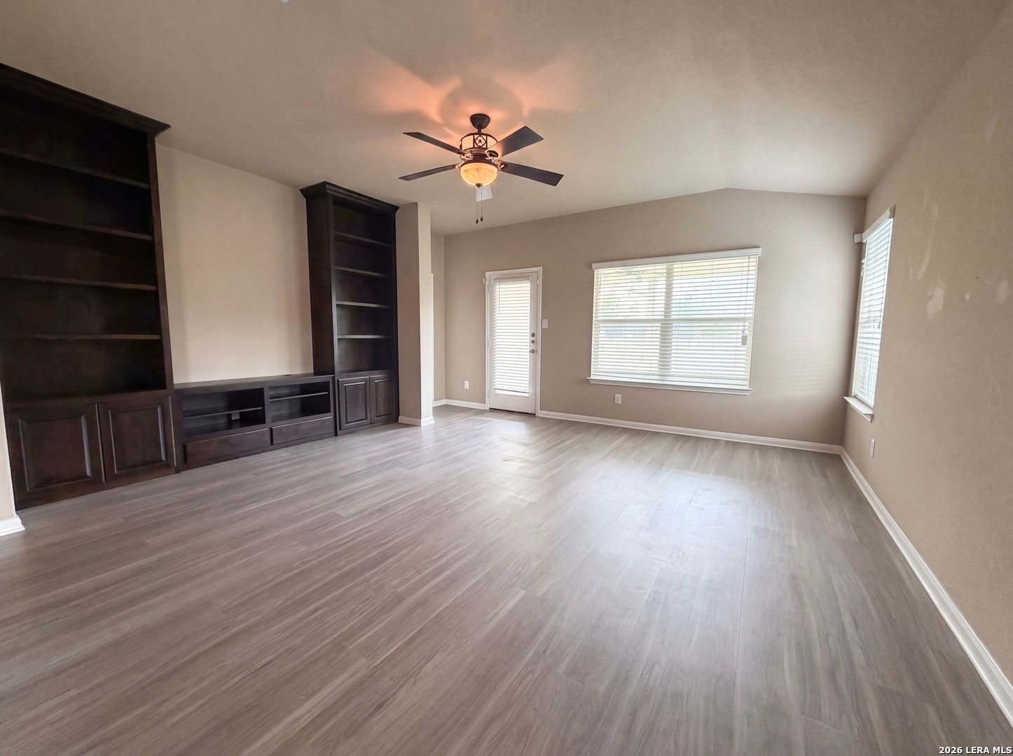 789 Wolfeton Way New Braunfels TX 78130