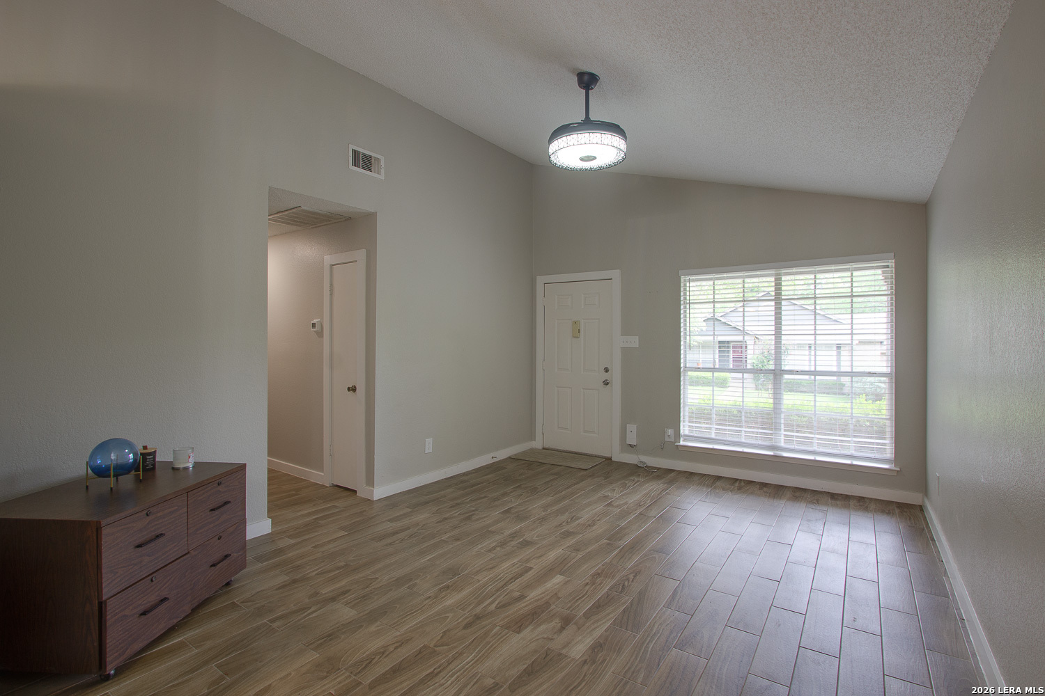 1015 E Yager Lane Austin TX 78753