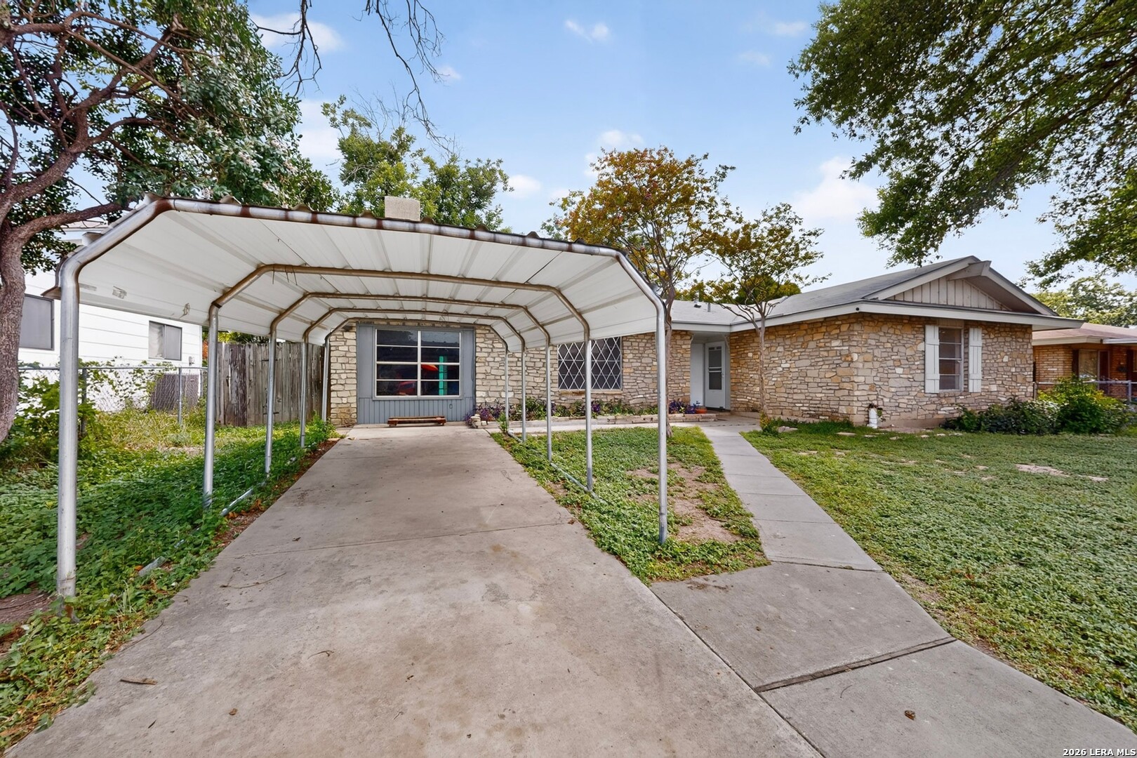 5215 Village Row San Antonio TX 78218