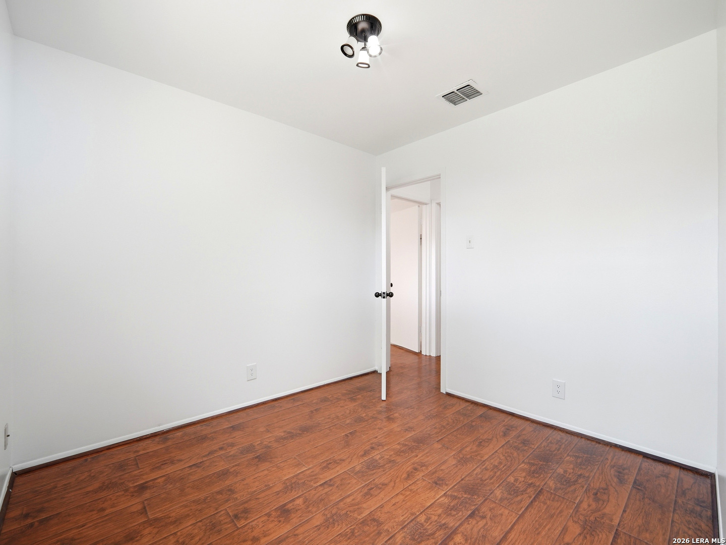 9410 Valley Bend San Antonio TX 78250