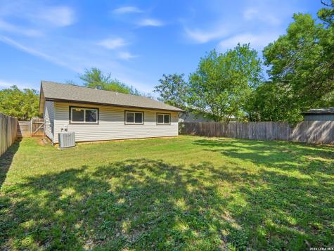 9410 Valley Bend San Antonio TX 78250