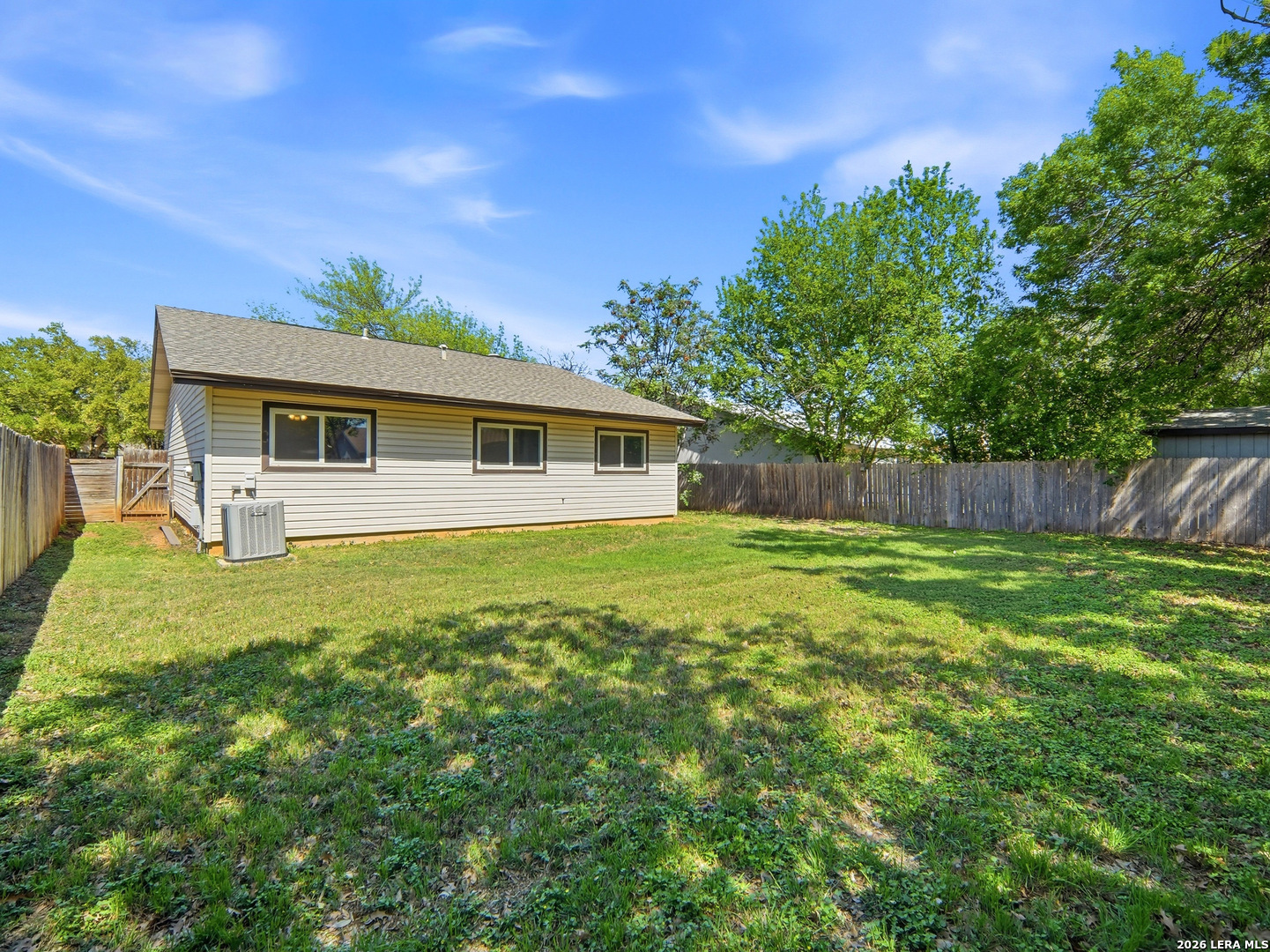 9410 Valley Bend San Antonio TX 78250