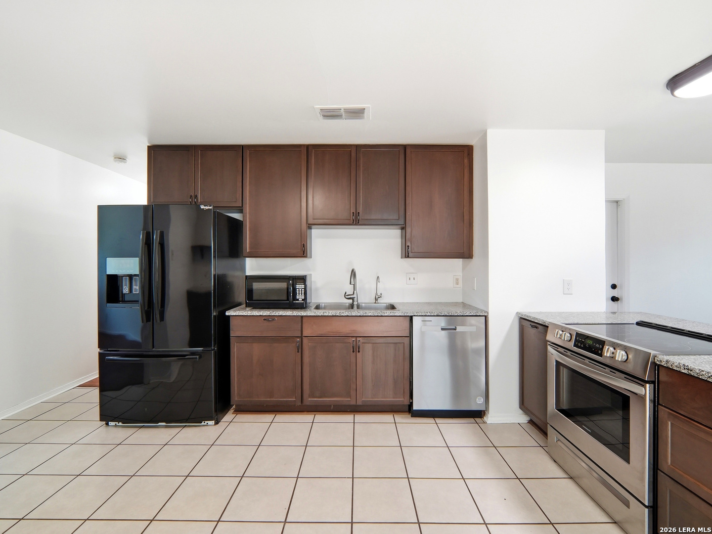 9410 Valley Bend San Antonio TX 78250