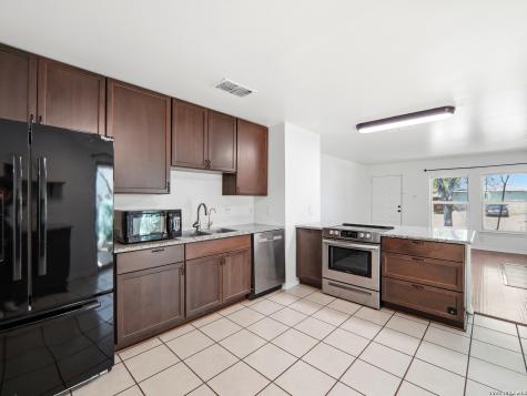 9410 Valley Bend San Antonio TX 78250