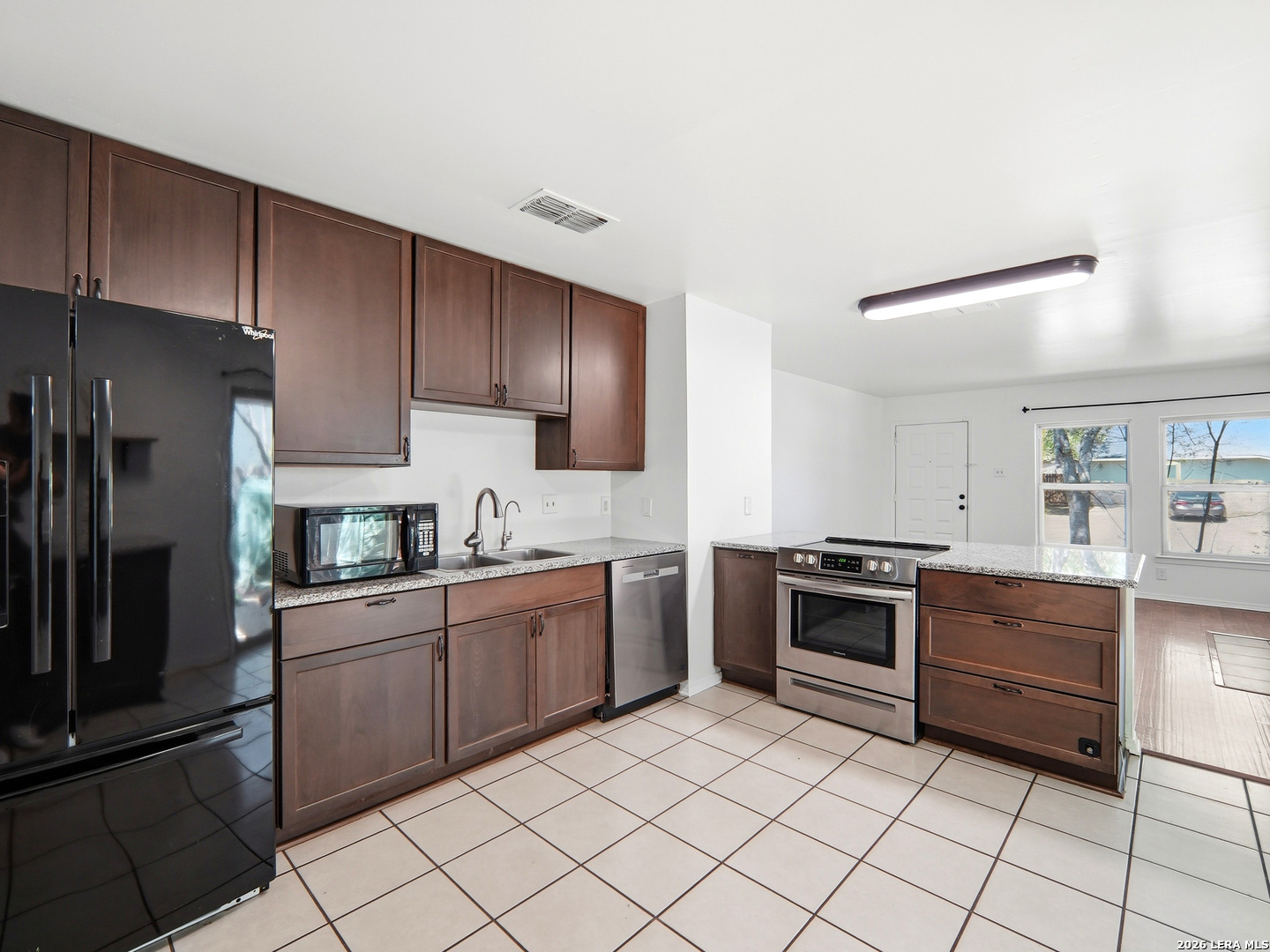 9410 Valley Bend San Antonio TX 78250