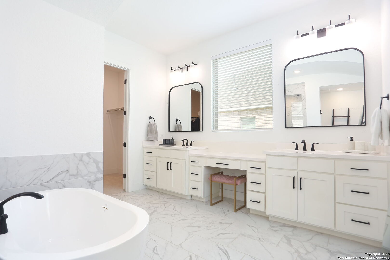 129 Wildrose Hill Boerne TX 78006