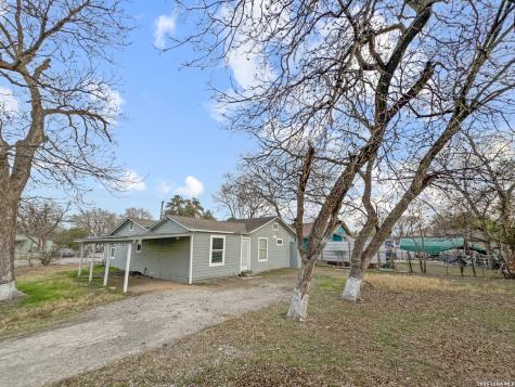 1003 S San Joaquin San Antonio TX 78237