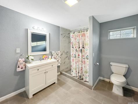 1003 S San Joaquin San Antonio TX 78237