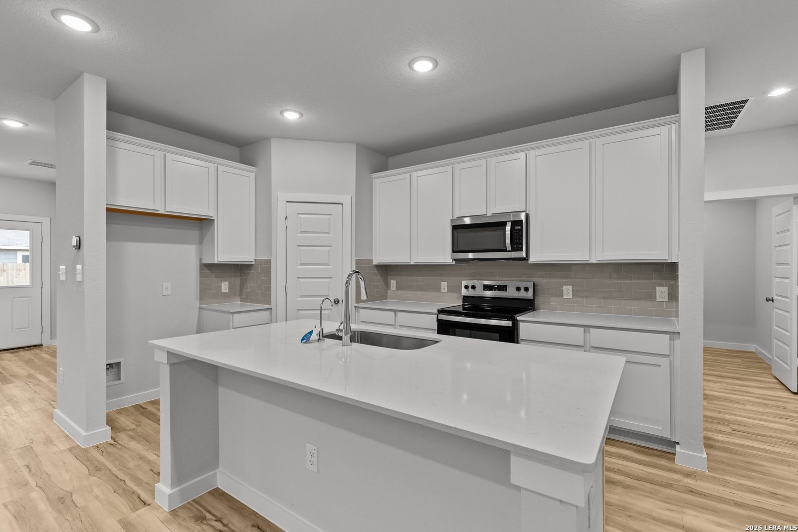 8424 Rocket View San Antonio TX 78263