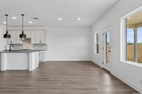 12102 Vista Flats Live Oak TX 78233