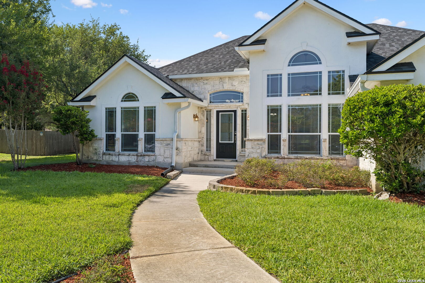 1611 Embassy Drive Pleasanton TX 78064
