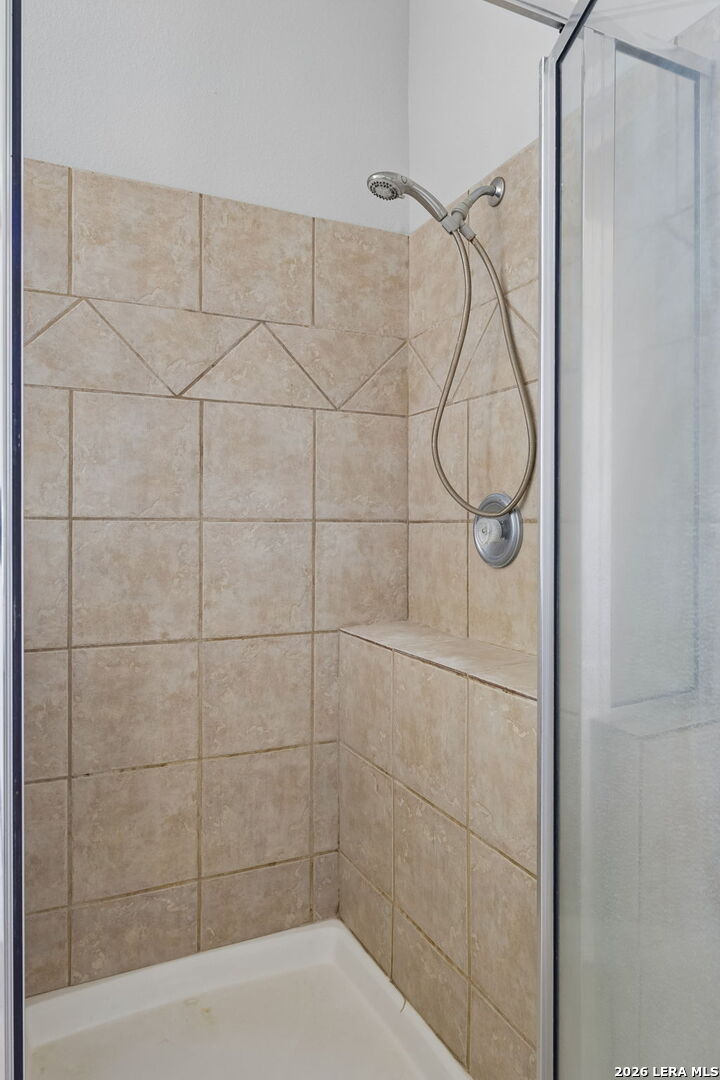 1611 Embassy Drive Pleasanton TX 78064