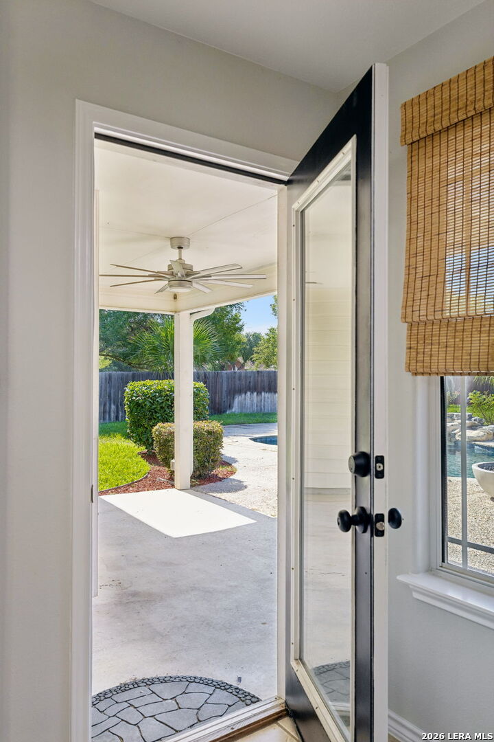 1611 Embassy Drive Pleasanton TX 78064