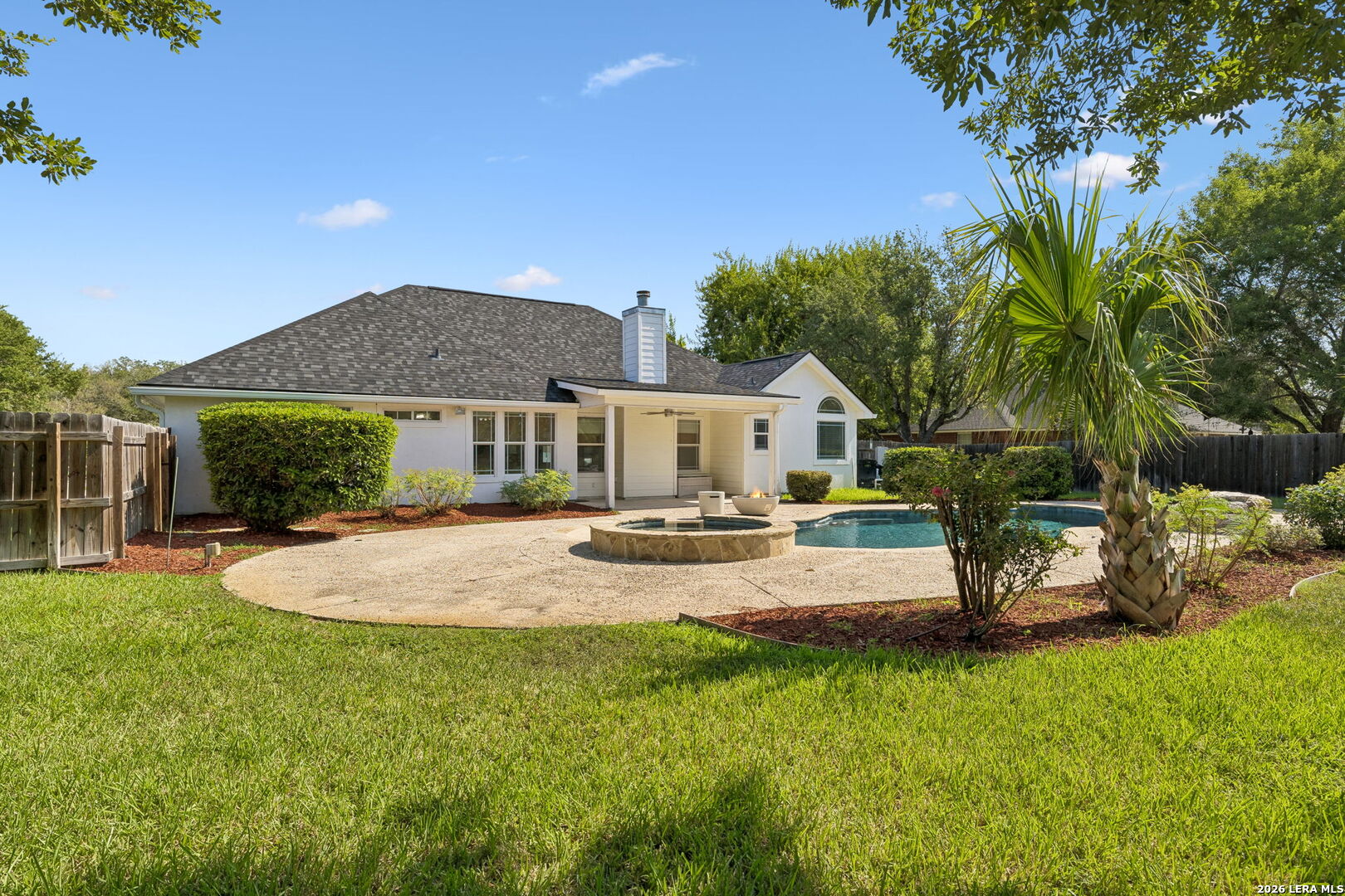 1611 Embassy Drive Pleasanton TX 78064