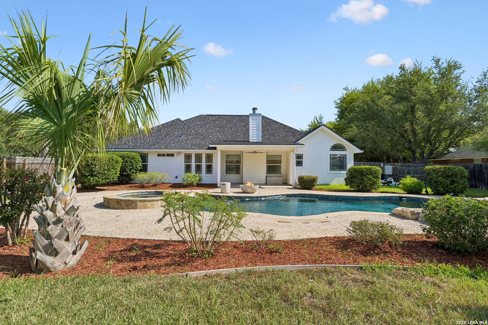 1611 Embassy Drive Pleasanton TX 78064