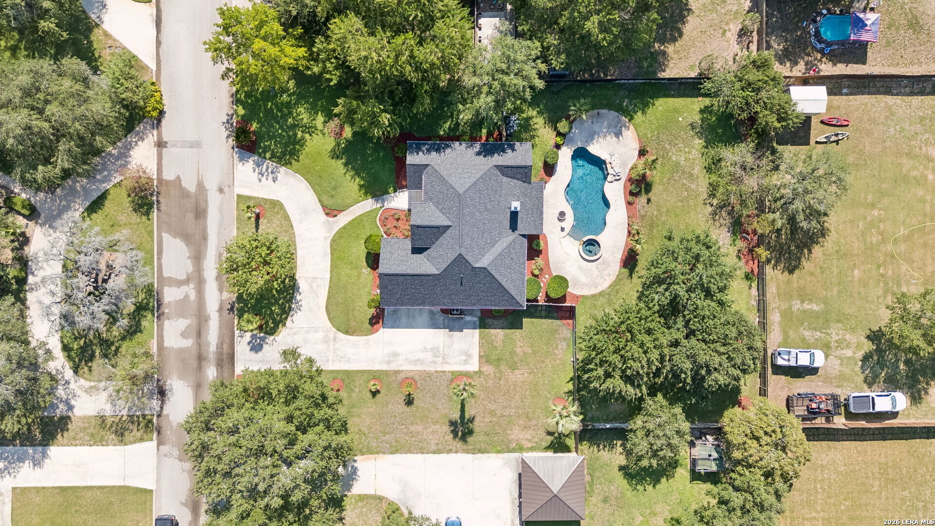 1611 Embassy Drive Pleasanton TX 78064